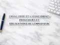 Invalidité et licenciement : procédure et obligations de l'employeur". Stylo et clavier sur fond marbre.