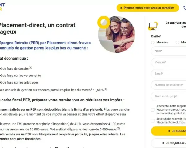 Comparatif frais PER : un couple découvre les avantages d'un contrat d'épargne retraite économique et fiscalement avantageux.